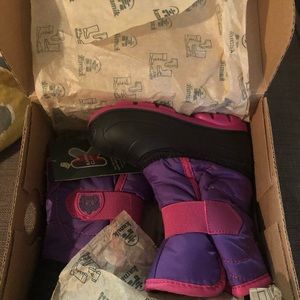 BRAND NEW - Kamik Snowbug Winter Boots - Toddlers